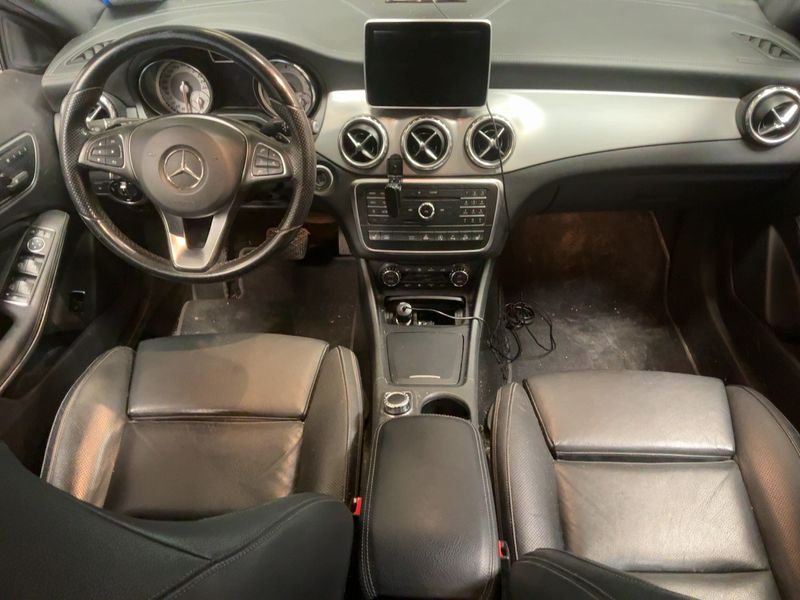 Mercedes-Benz GLA-Klasse GLA 200 d 4Matic Business 2015 – снимка 17