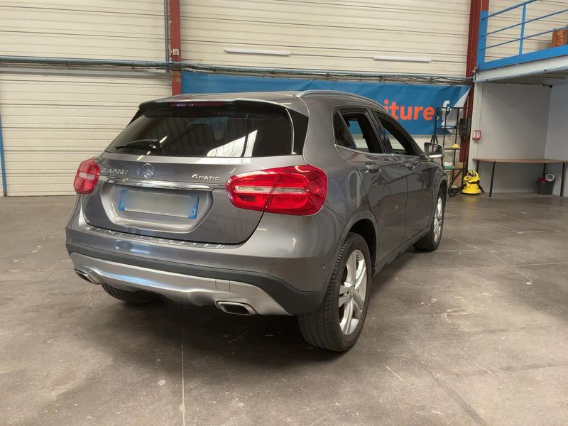 Mercedes-Benz GLA-Klasse GLA 200 d 4Matic Business 2015 – снимка 8