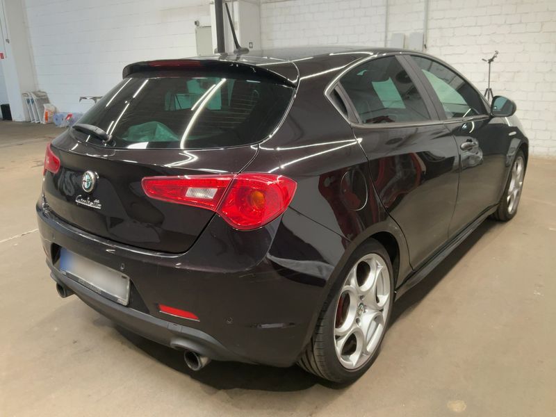 Alfa Romeo Giulietta 1.8 Turbo Quadrifoglio Verde 2015 – снимка 8