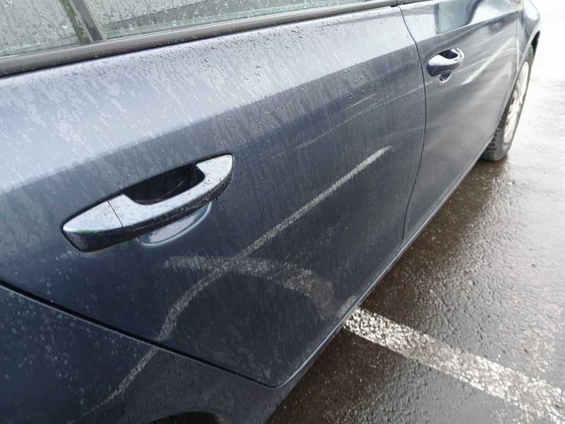 Volkswagen Golf VI 1.6 TDI Trendline BlueMotion 2010 – снимка 22