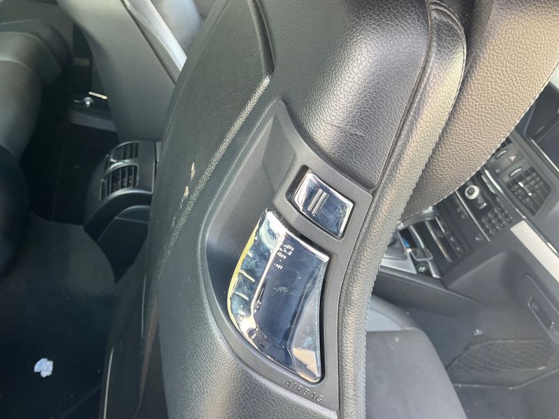 Mercedes-Benz E-Klasse E 200 CGI BlueEfficiency Avantgarde 2011 – снимка 26