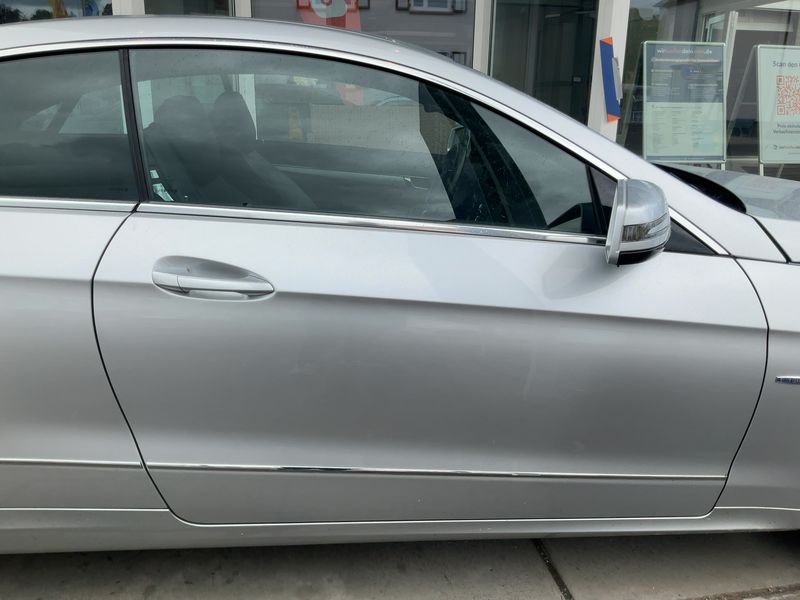 Mercedes-Benz E-Klasse E 200 CGI BlueEfficiency Avantgarde 2011 – снимка 10