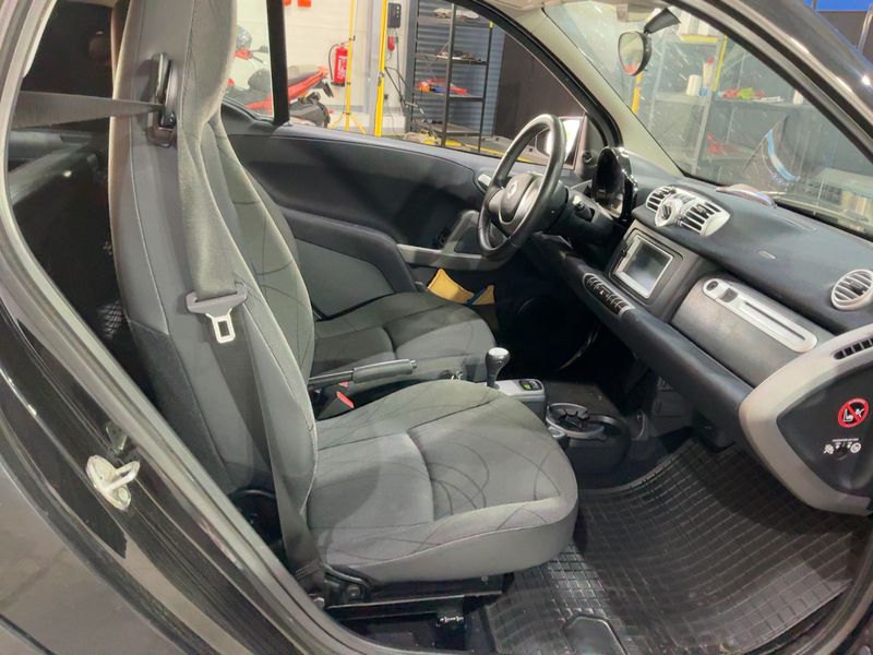 Smart fortwo 1.0 Micro Hybrid Drive passion 2013 – снимка 16