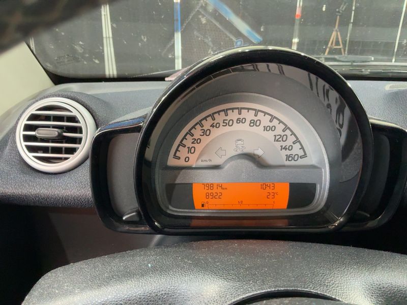 Smart fortwo 1.0 Micro Hybrid Drive passion 2013 – снимка 18