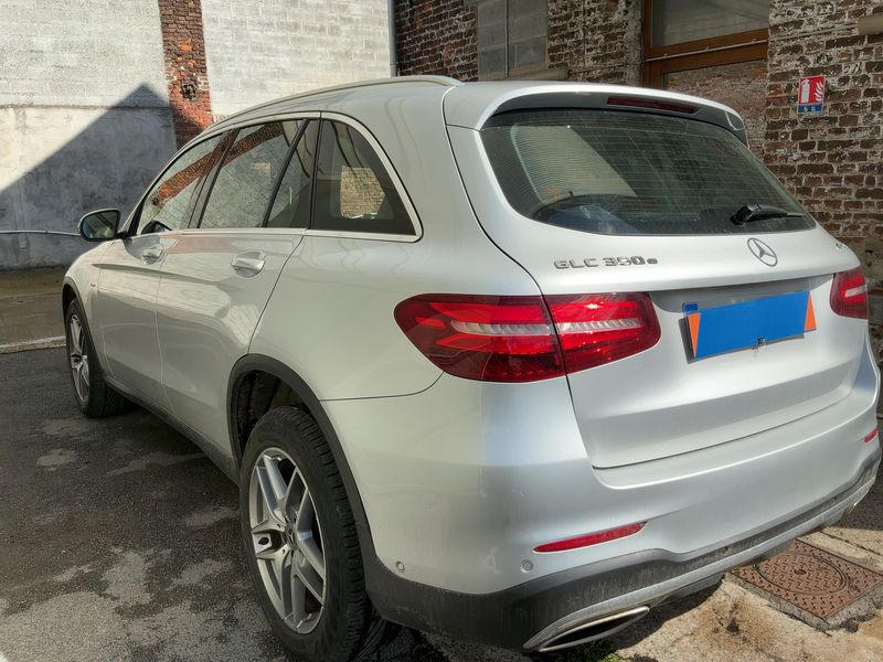 Mercedes-Benz GLC-Klasse GLC 350e 4Matic AMG Line 2018 – снимка 6