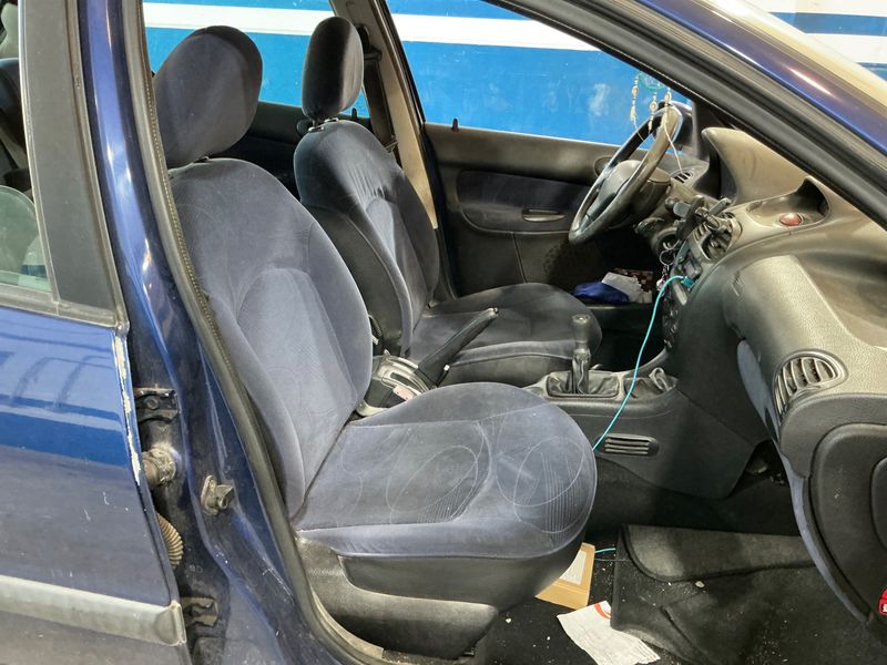 Peugeot 206 1.4 HDi XT 2002 – снимка 3