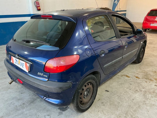 Peugeot 206 1.4 HDi XT 2002 – снимка 2