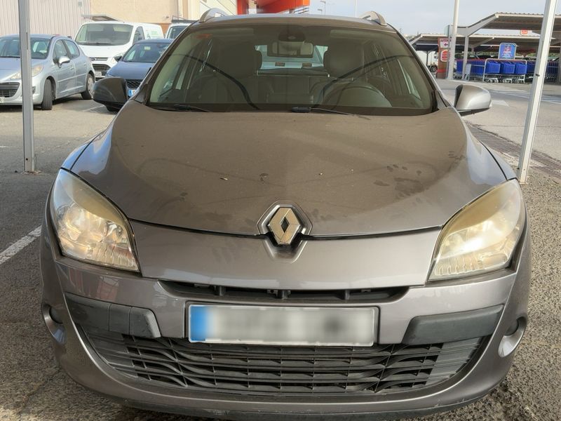Renault Megane 1.5 dCi Dynamique 2010 – снимка 14