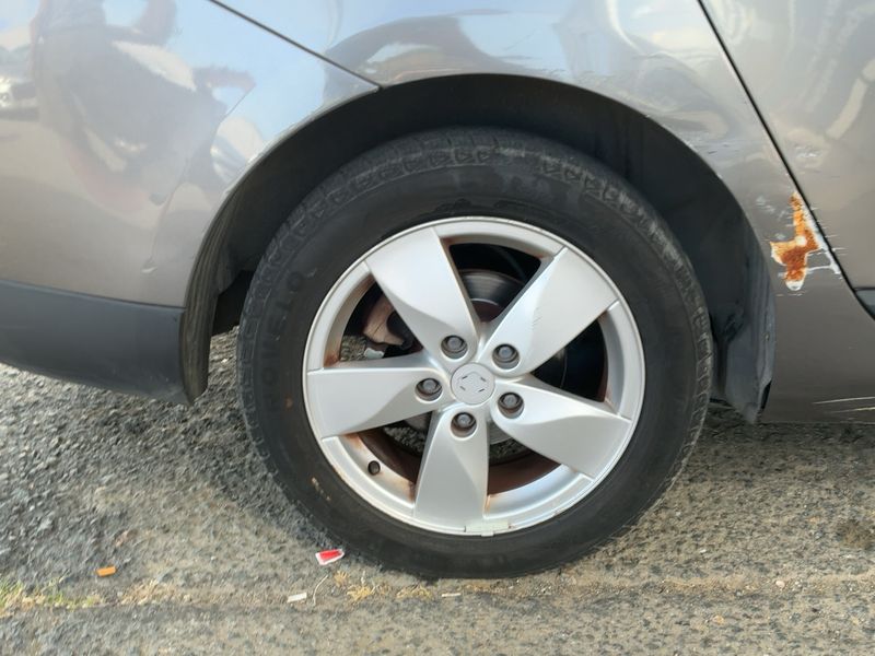Renault Megane 1.5 dCi Dynamique 2010 – снимка 9