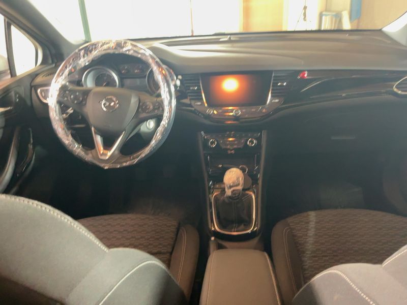 Opel Astra 1.6 CDTI DPF Dynamic Start&Stop 2019 – снимка 18
