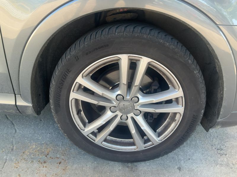 Audi Q3 2.0 TDI quattro S line 2015 – снимка 11