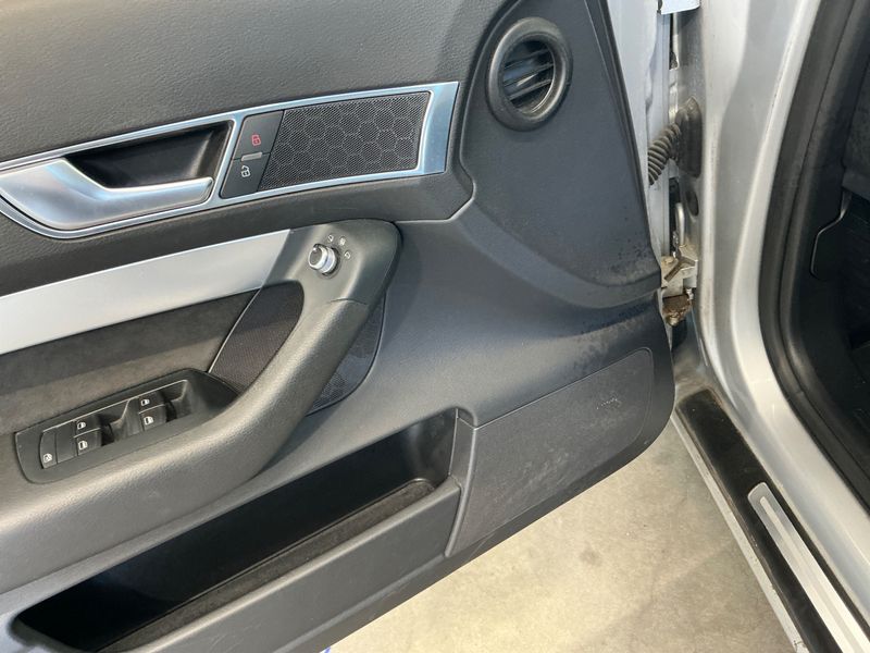Audi A6 2.8 V6 FSI 2011 – снимка 31