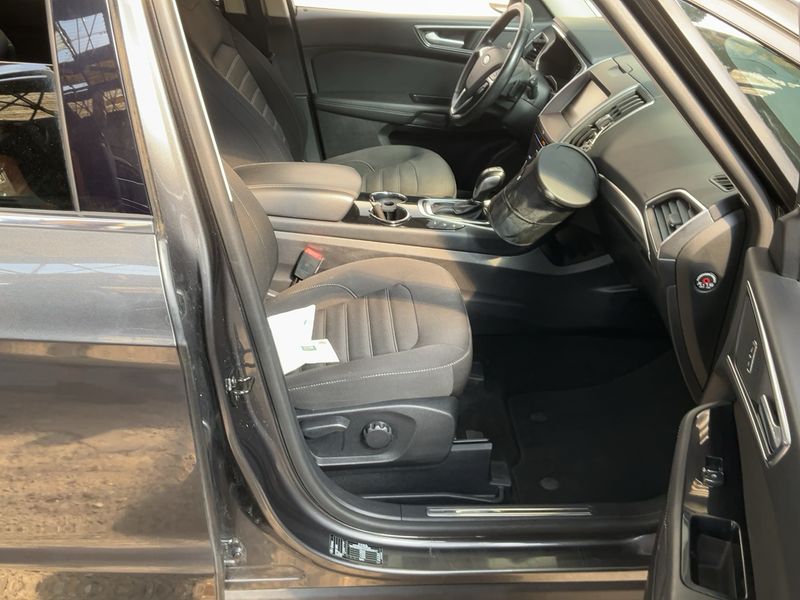 Ford Galaxy 2.0 TDCi Titanium 2016 – снимка 16