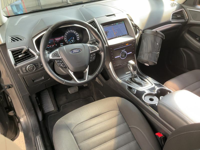 Ford Galaxy 2.0 TDCi Titanium 2016 – снимка 17