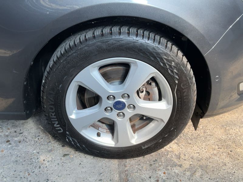 Ford Galaxy 2.0 TDCi Titanium 2016 – снимка 11
