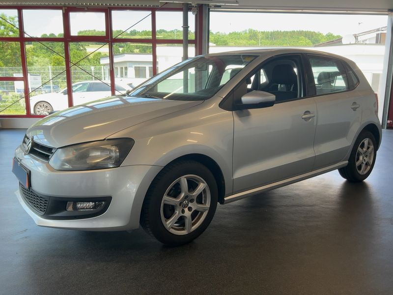 Volkswagen Polo 1.4 MPI Advance 2011 – снимка 1