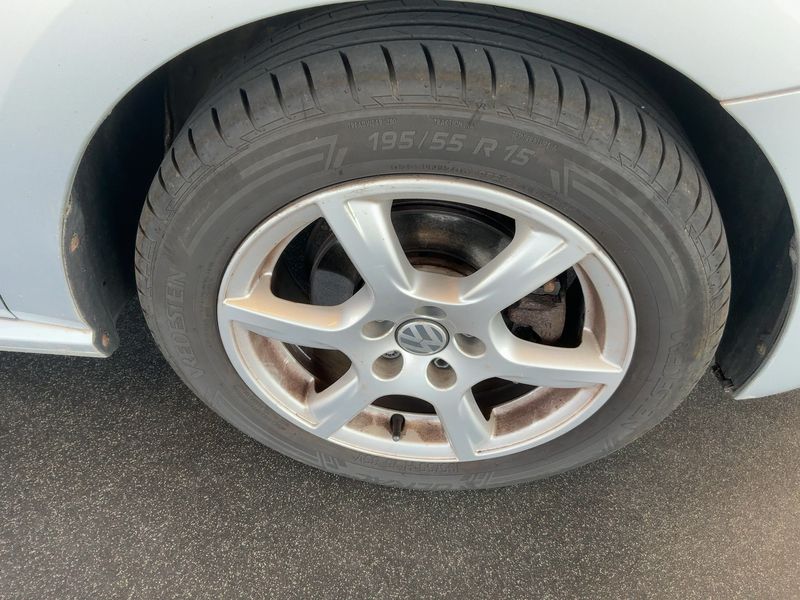 Volkswagen Polo 1.4 MPI Advance 2011 – снимка 11