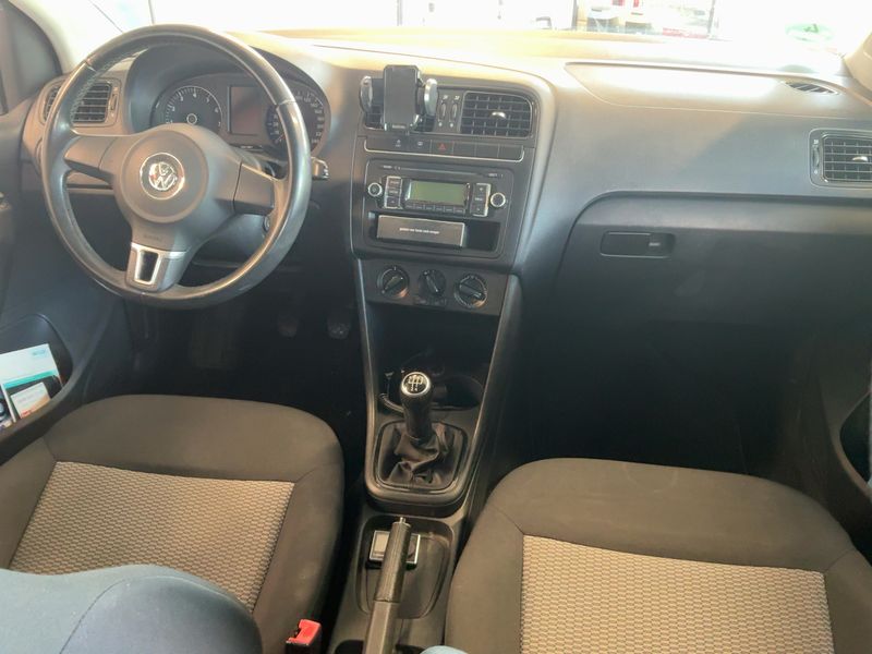 Volkswagen Polo 1.4 MPI Advance 2011 – снимка 18