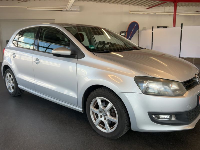 Volkswagen Polo 1.4 MPI Advance 2011 – снимка 12