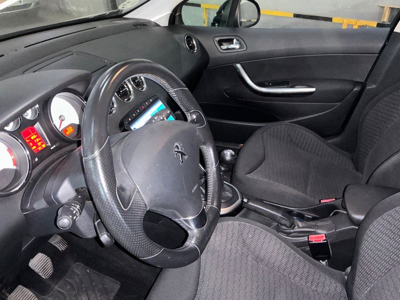 Peugeot 308 2.0 HDi Allure 2012 – снимка 27