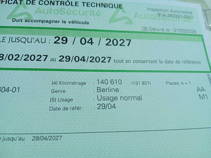 Skoda Octavia 1.6 TDI Ambiente 2010 – снимка 24