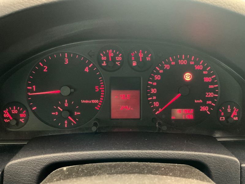 Audi A6 2.5 V6 TDI 1998 – снимка 4