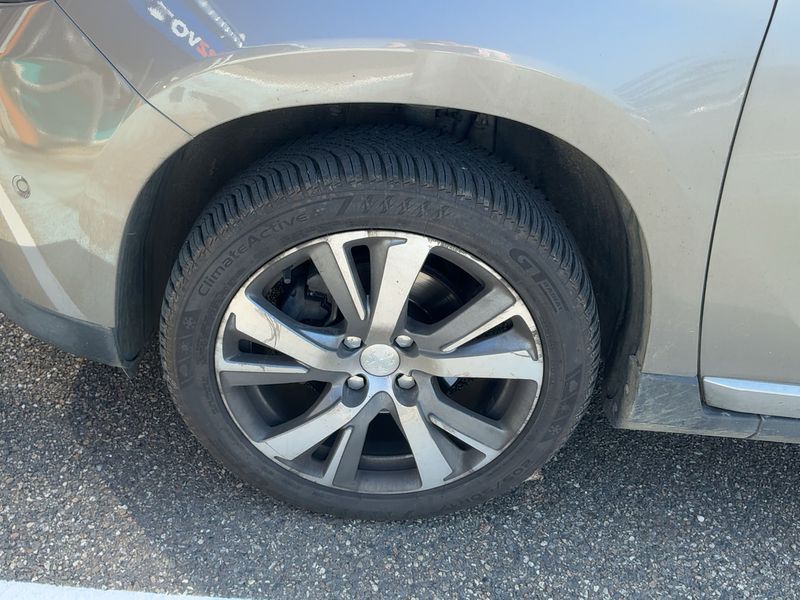 Peugeot 2008 1.2 PureTech Allure 2015 – снимка 3