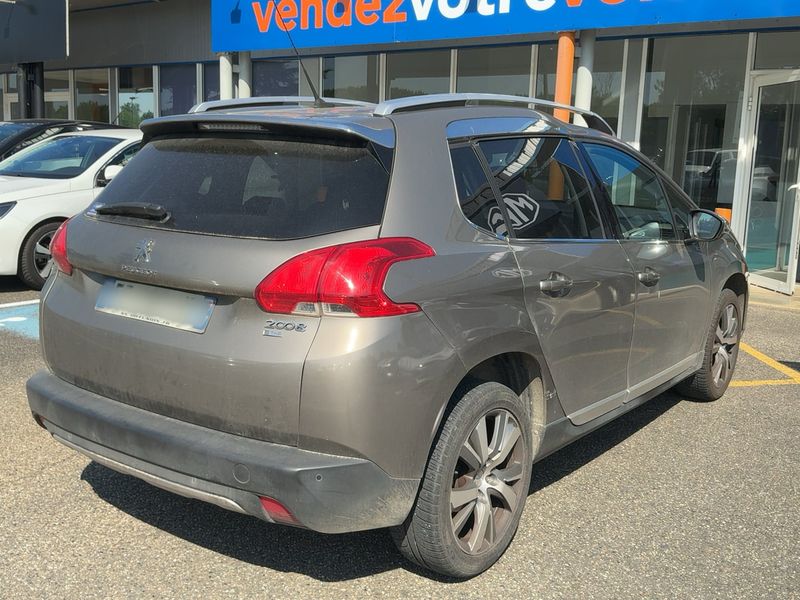 Peugeot 2008 1.2 PureTech Allure 2015 – снимка 8