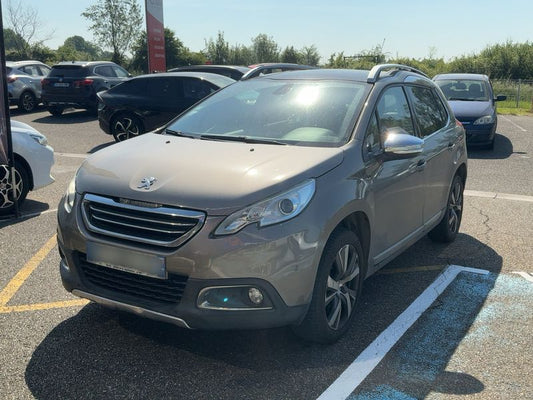 Peugeot 2008 1.2 PureTech Allure 2015 – снимка 1