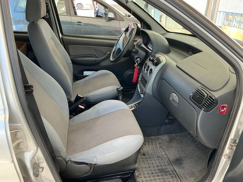 Tata Indica 1.4 Turbodiesel GLX 2009 – снимка 3
