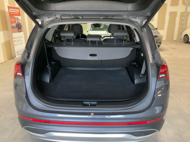 Hyundai Santa Fe 2.2 CRDi Executive 2WD 2021 – снимка 15