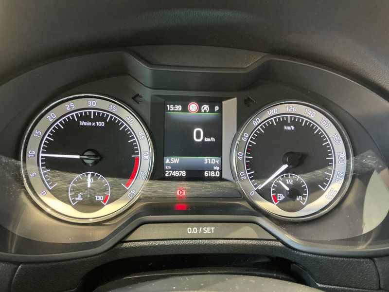 Skoda Octavia 2.0 TDI Drive 2017 – снимка 18