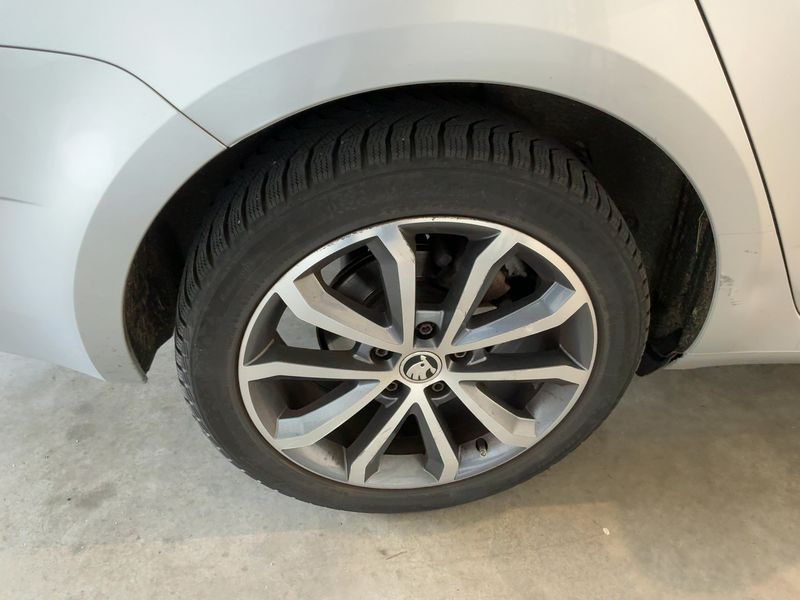 Skoda Octavia 2.0 TDI Drive 2017 – снимка 9