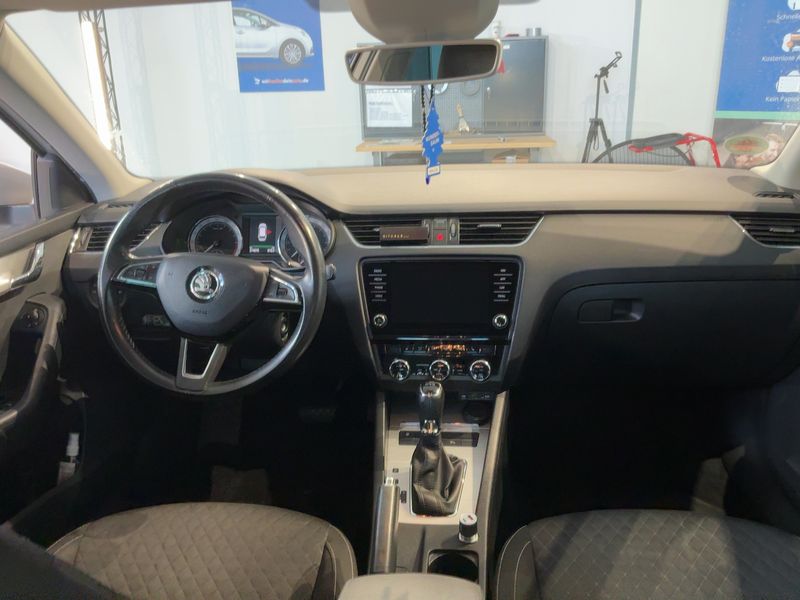 Skoda Octavia 2.0 TDI Drive 2017 – снимка 17