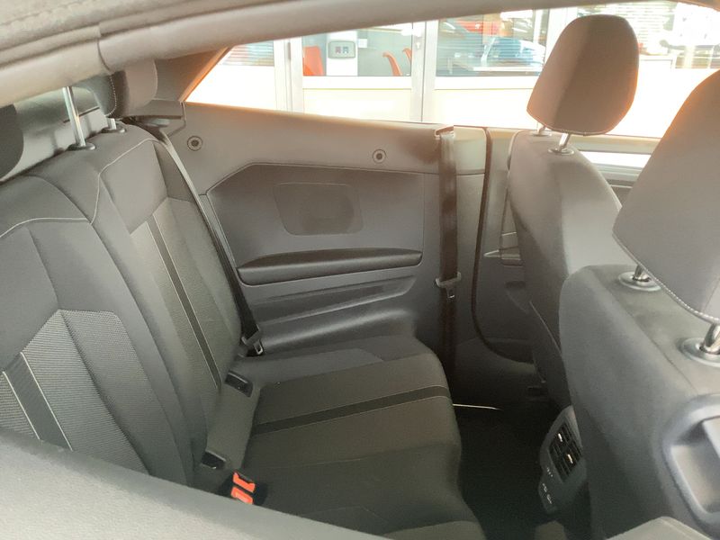 Volkswagen T-Roc 1.5 TSI ACT Style 2023 – снимка 19