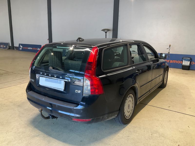 Volvo V50 1.6 D2 Business Edition 2012 – снимка 2