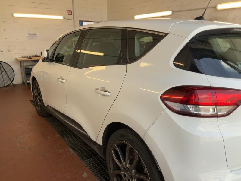 Renault Scenic 1.6 dCi Energy Intens 2018 – снимка 6