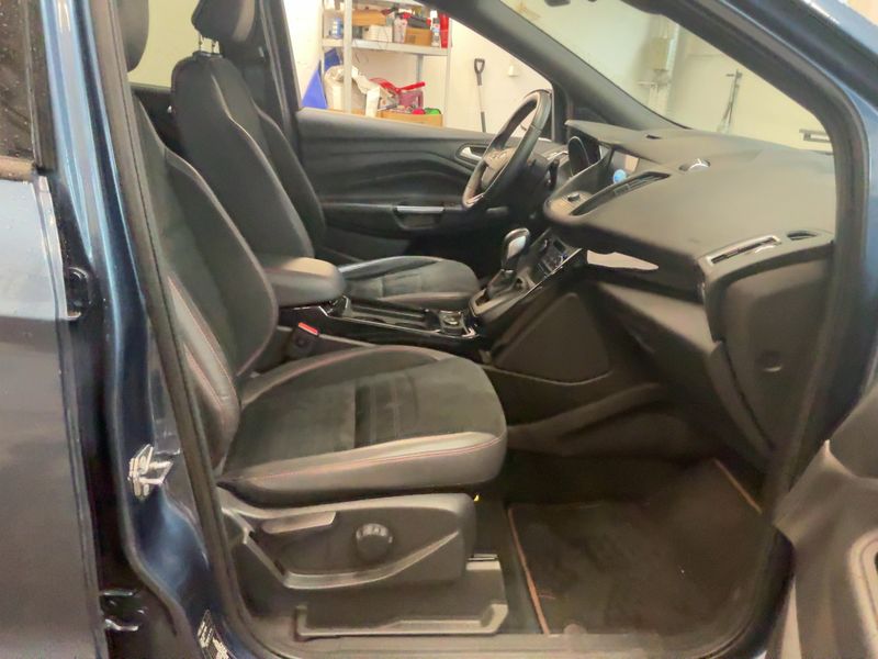 Ford Kuga 2.0 TDCi ST-Line 2019 – снимка 16