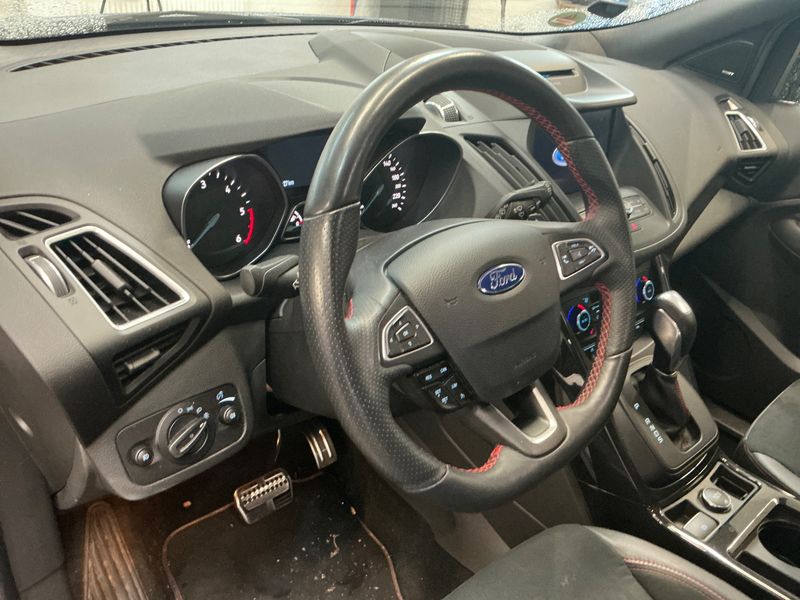 Ford Kuga 2.0 TDCi ST-Line 2019 – снимка 25