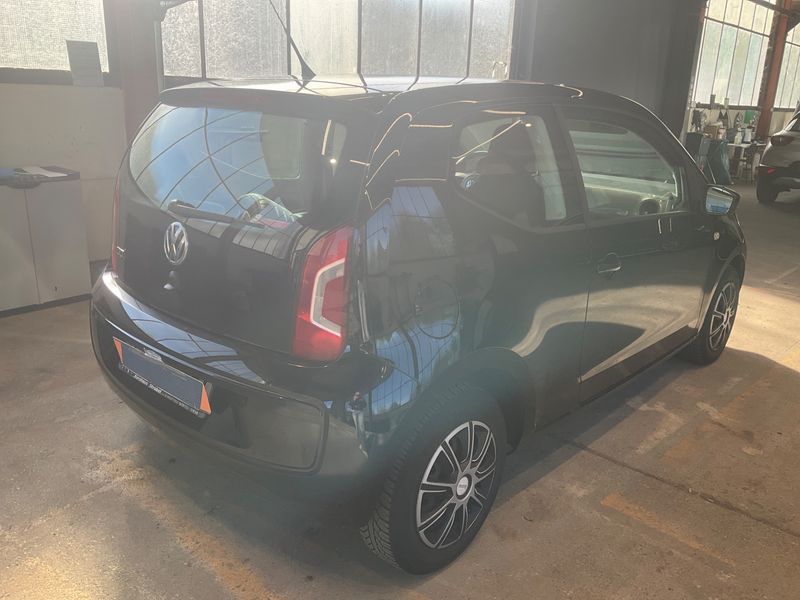 Volkswagen up! 1.0 High up! 2013 – снимка 2