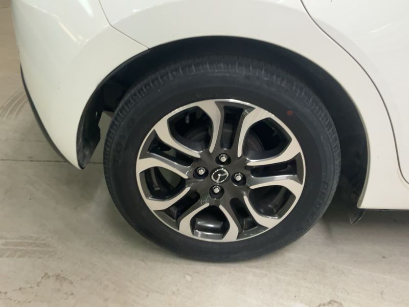 Mazda 2 1.5 Diesel Exceed 2016 – снимка 9