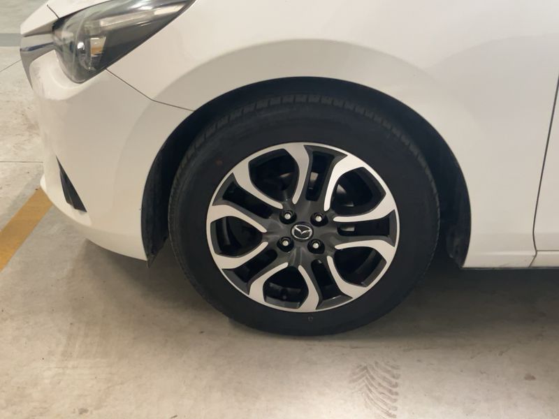 Mazda 2 1.5 Diesel Exceed 2016 – снимка 3