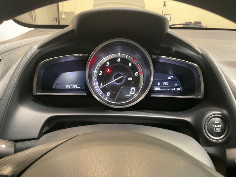 Mazda 2 1.5 Diesel Exceed 2016 – снимка 18