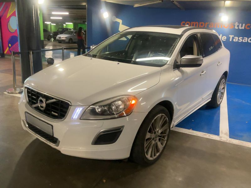 Volvo XC60 2.4 D5 R-Design AWD 2012 – снимка 1