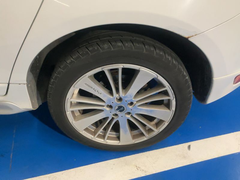 Volvo XC60 2.4 D5 R-Design AWD 2012 – снимка 5