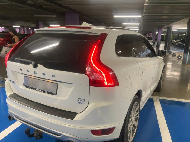 Volvo XC60 2.4 D5 R-Design AWD 2012 – снимка 8