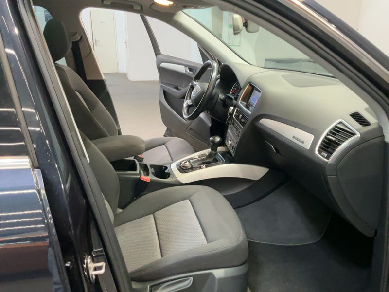 Audi Q5 2.0 TDI quattro 2015 – снимка 16