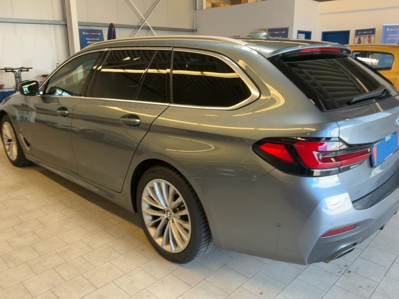 BMW 5er 530d Mild-Hybrid xDrive M Sport 2022 – снимка 6