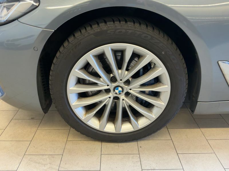 BMW 5er 530d Mild-Hybrid xDrive M Sport 2022 – снимка 3