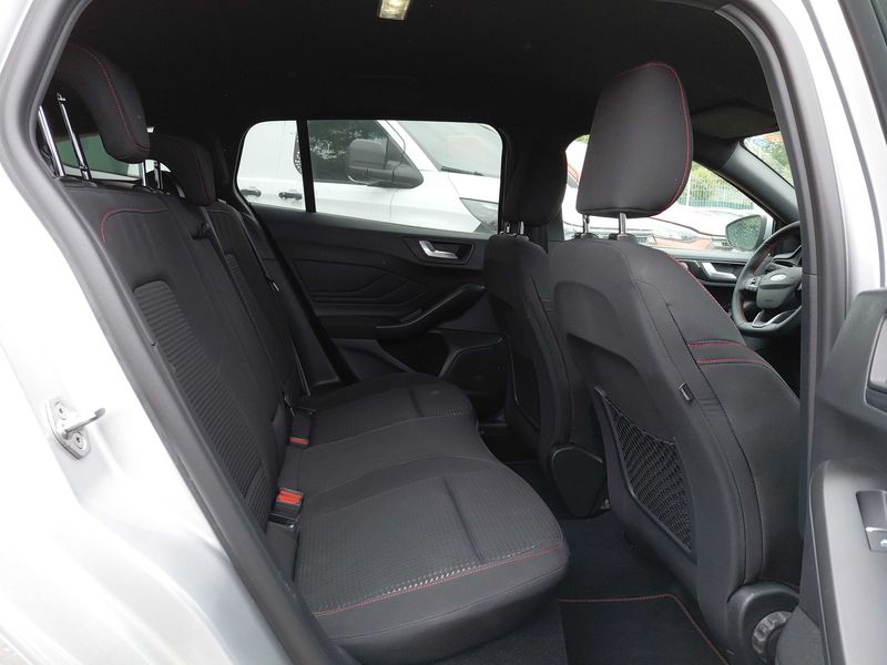 Ford Focus 1.5 TDCi EcoBlue ST-Line X 2024 – снимка 13